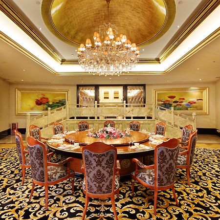 Royal Mediterranean Hotel Guangzhou Exterior foto