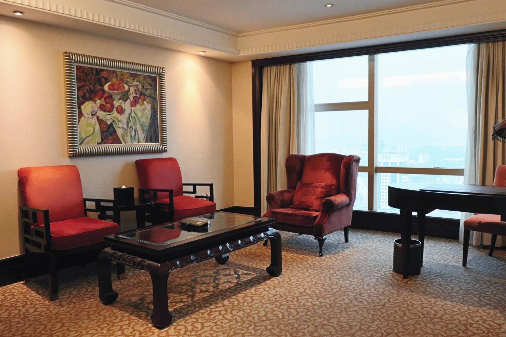 Royal Mediterranean Hotel Guangzhou Exterior foto