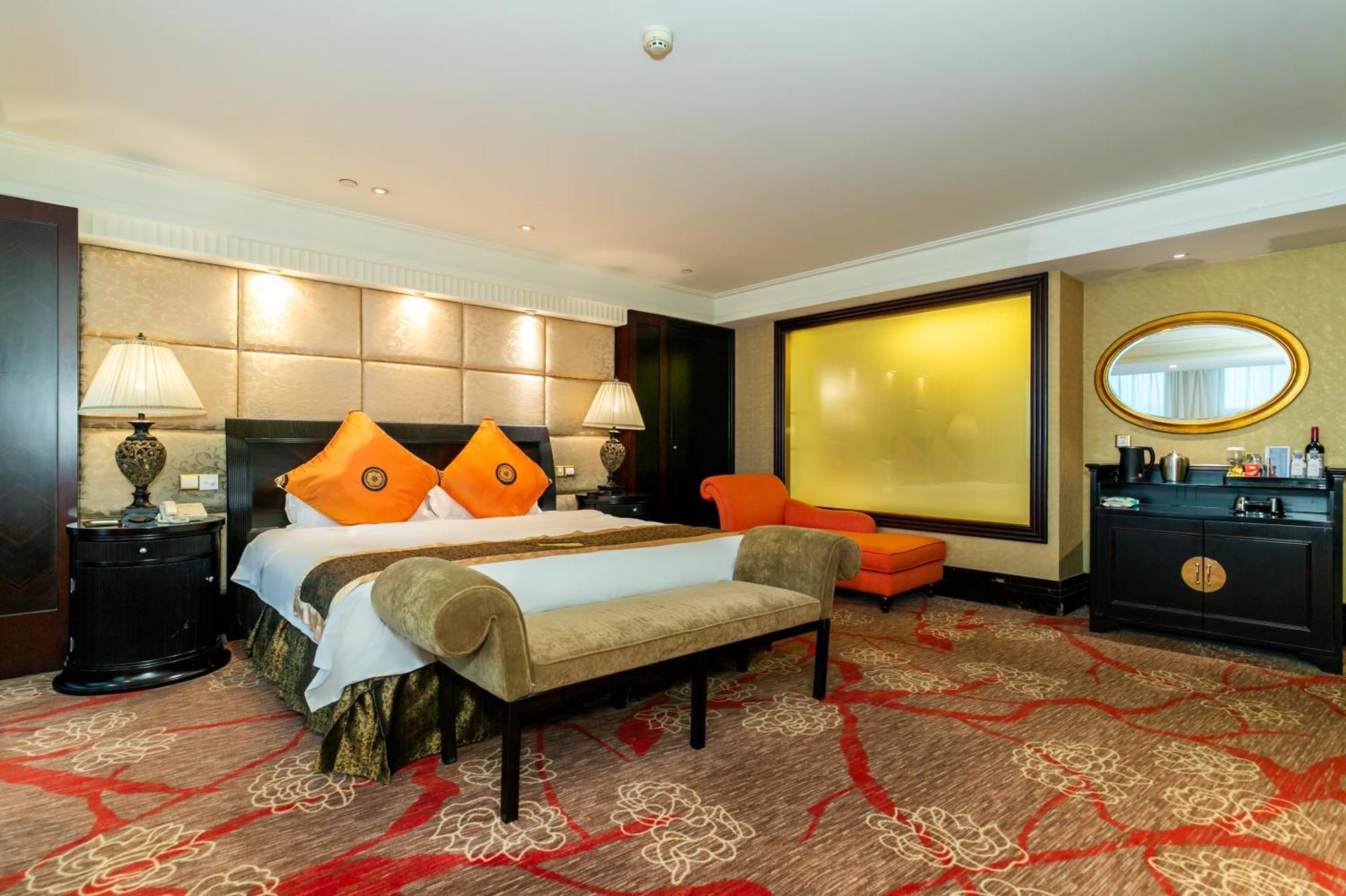Royal Mediterranean Hotel Guangzhou Exterior foto