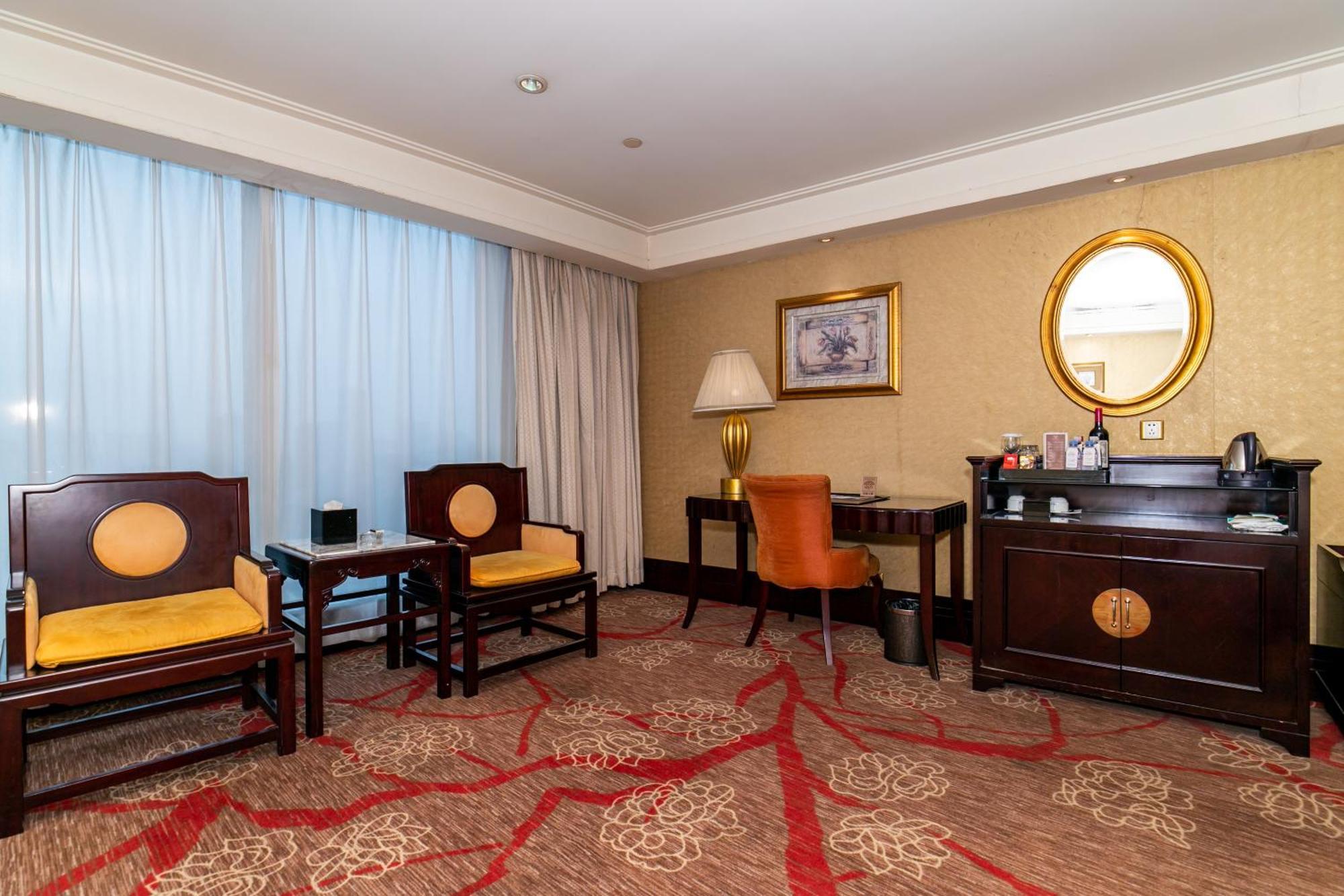 Royal Mediterranean Hotel Guangzhou Exterior foto