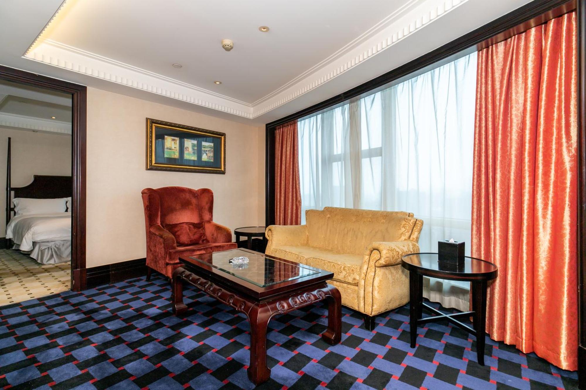 Royal Mediterranean Hotel Guangzhou Exterior foto