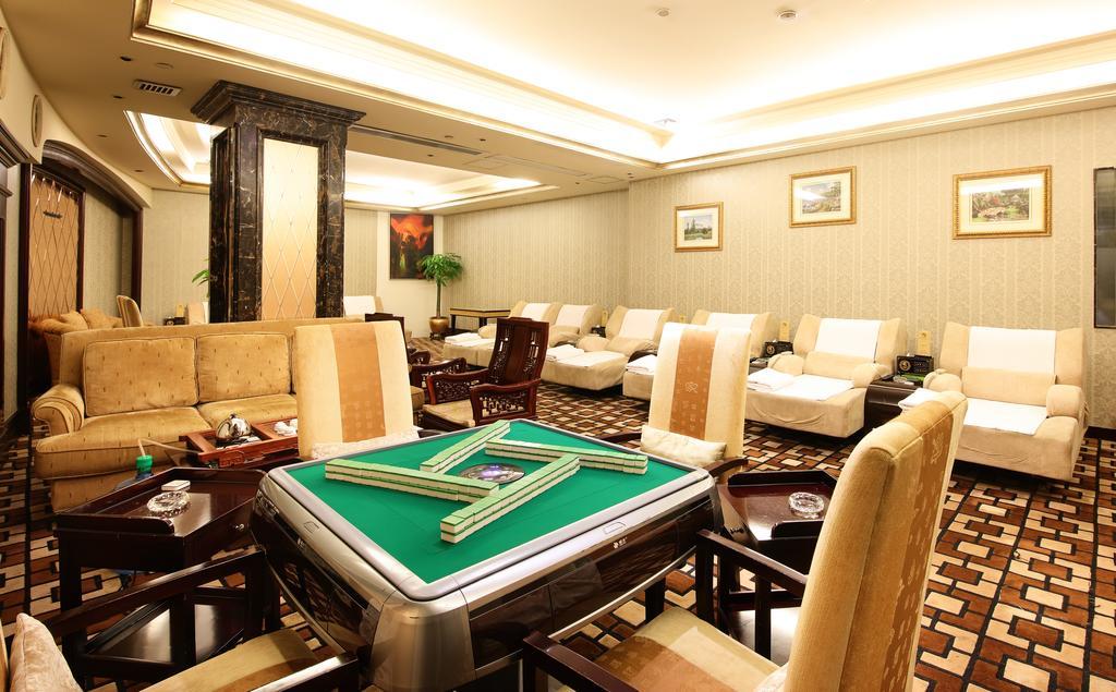 Royal Mediterranean Hotel Guangzhou Exterior foto